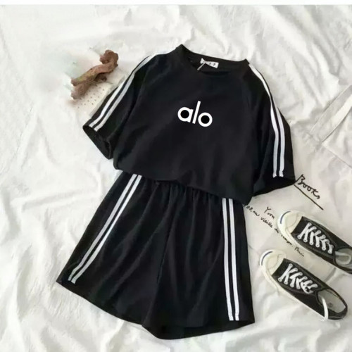تیشرت و شورتک alo