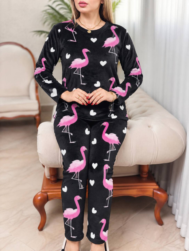 بلوز و شلوار مخمل وارداتی کیفیت عالی 38-48